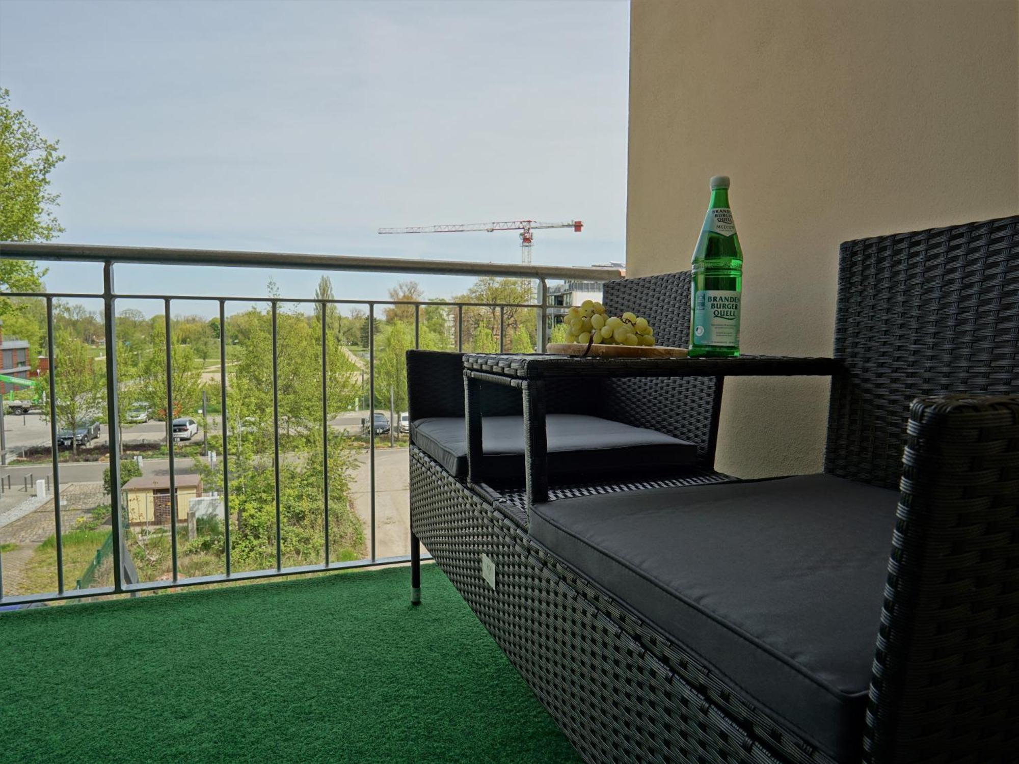 "Hogulu" Brandenburg, Balkon, Neustadt, Kueche, Wassernaehe - Parkplatz Inklusive Apartment Brandenburg  Phòng bức ảnh